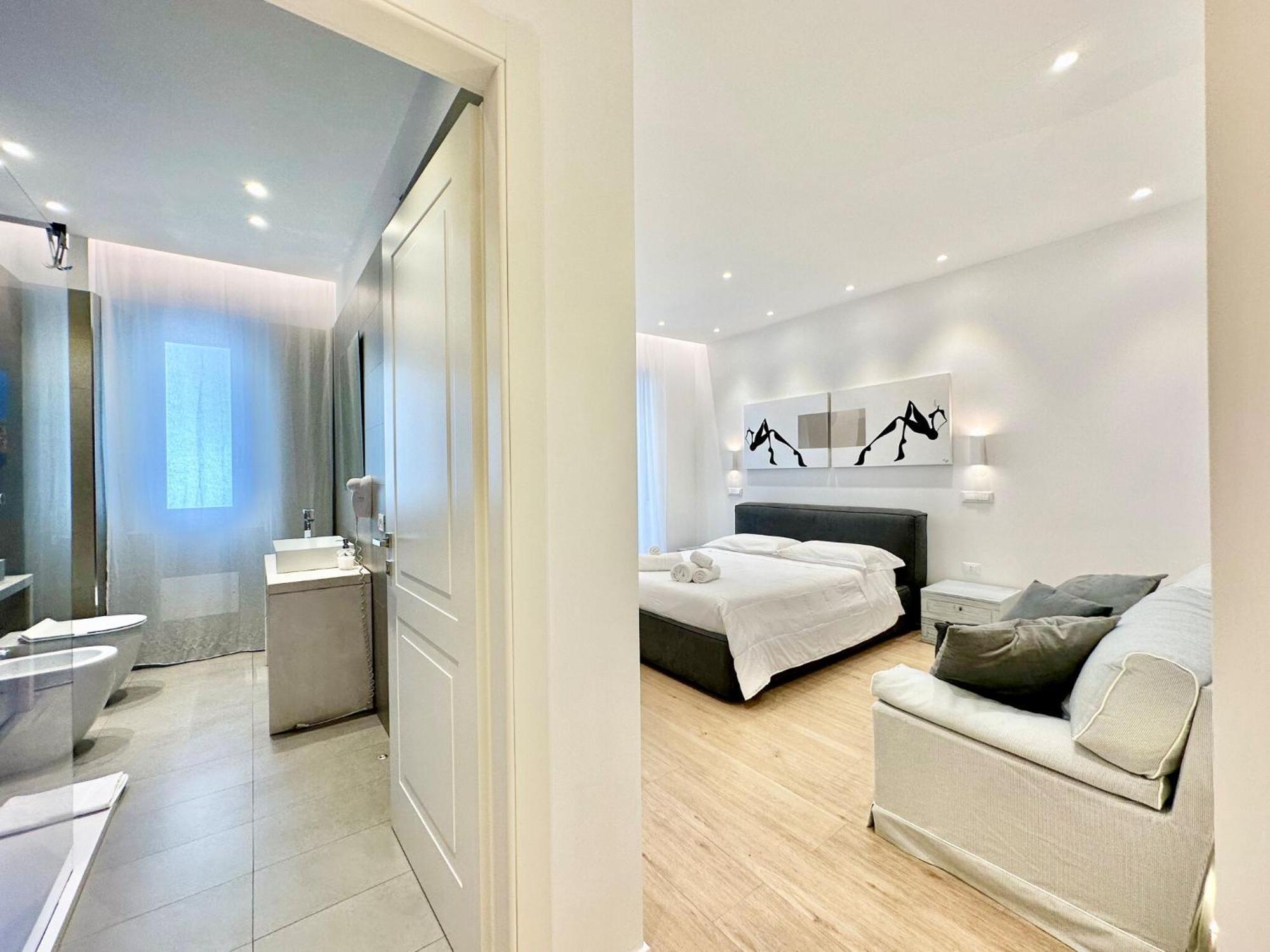 Spacious House In The Heart Of Cagliari With Terrace Villa Ngoại thất bức ảnh